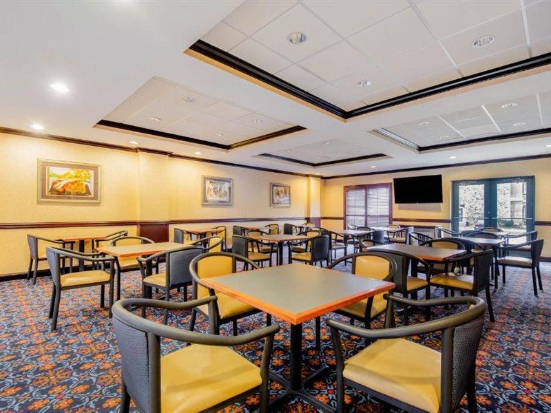 La Quinta By Wyndham Mt. Laurel - Philadelphia Hotel Маунт Лорел Екстериор снимка