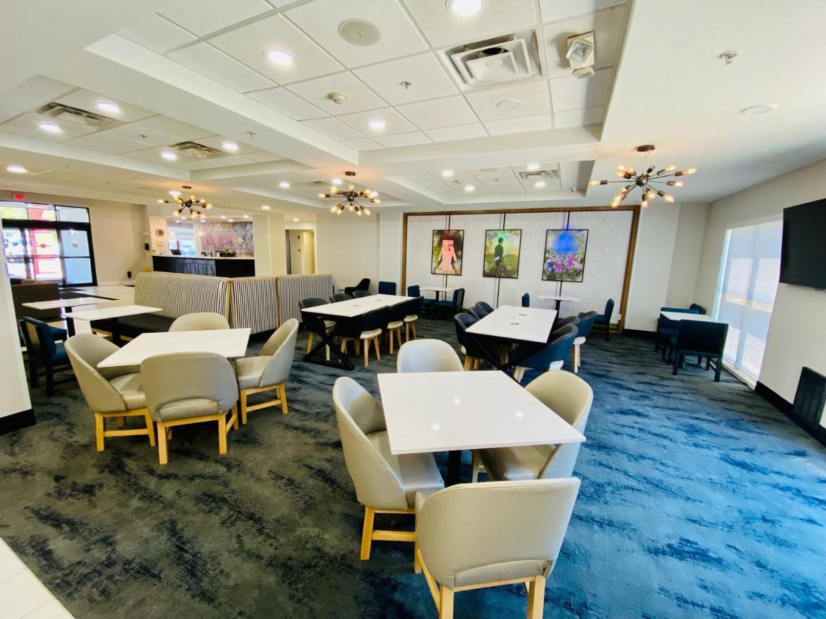 La Quinta By Wyndham Mt. Laurel - Philadelphia Hotel Маунт Лорел Екстериор снимка