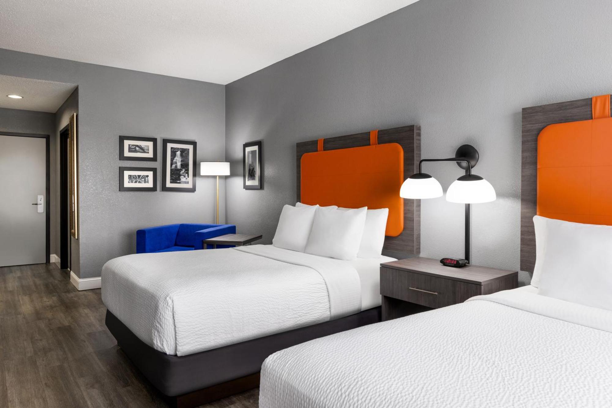 La Quinta By Wyndham Mt. Laurel - Philadelphia Hotel Маунт Лорел Екстериор снимка